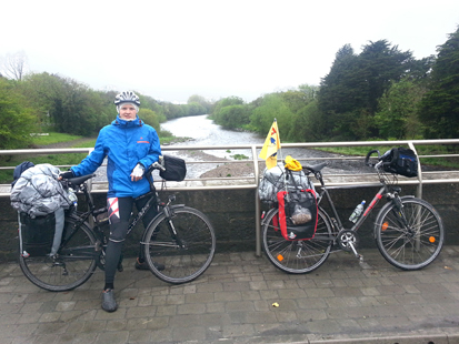 Daniel auf der Brücke